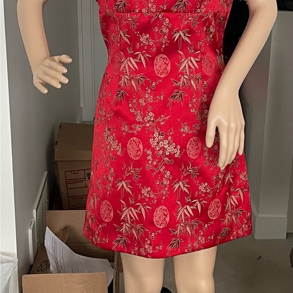 Asian motif -short cocktail dress - Picture 2 of 4